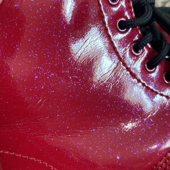 Dr. Martens kids Red patent Boots with Chunky Sole sz 2. 1460J - Picture 9 of 10